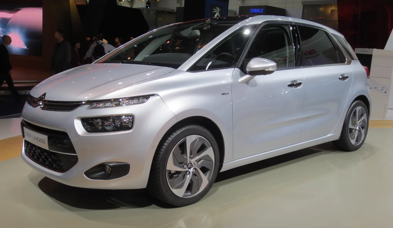 Citroën C4 Picasso en occasion — vue trois-quarts avant