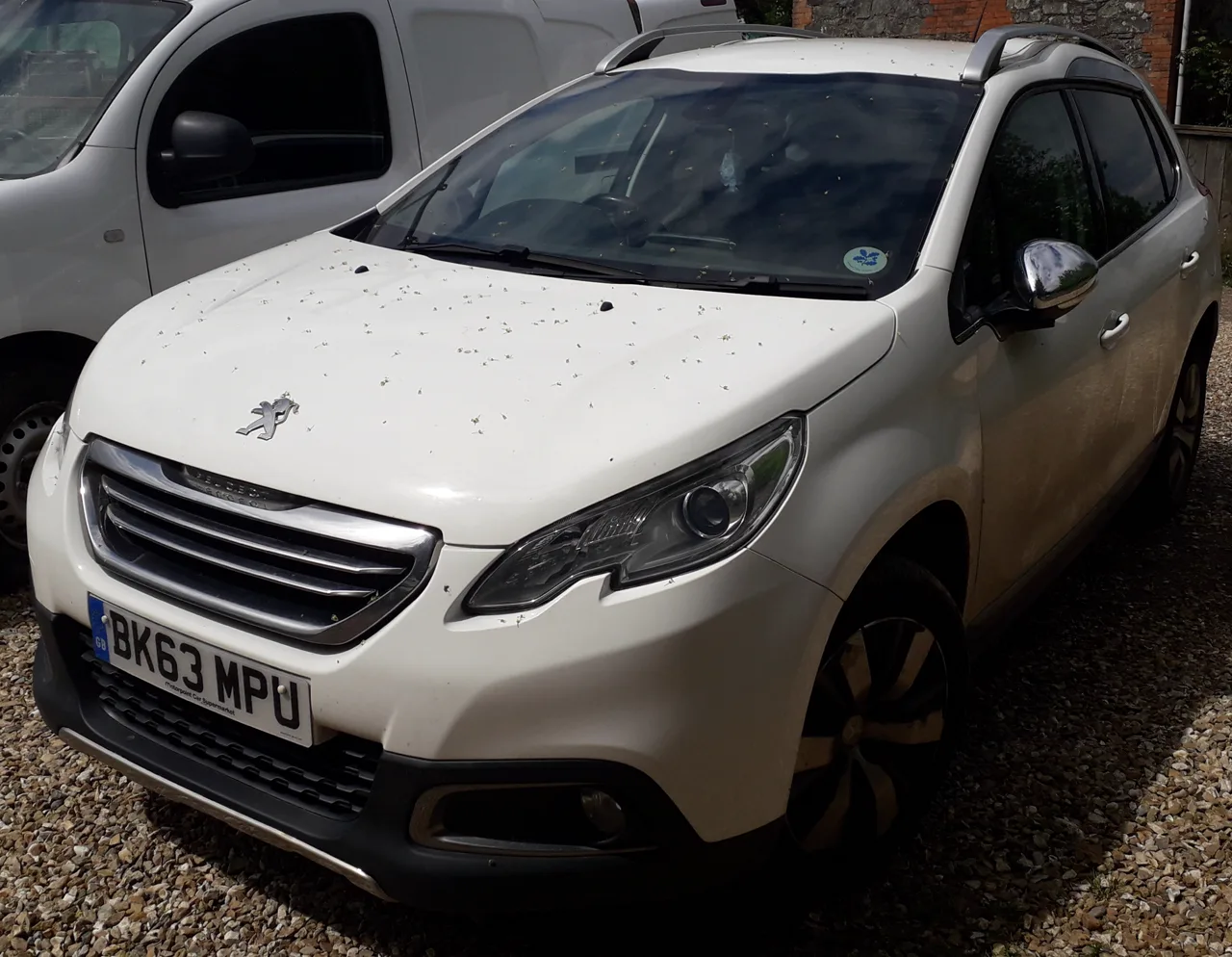Peugeot 2008 en occasion — vue trois-quarts avant