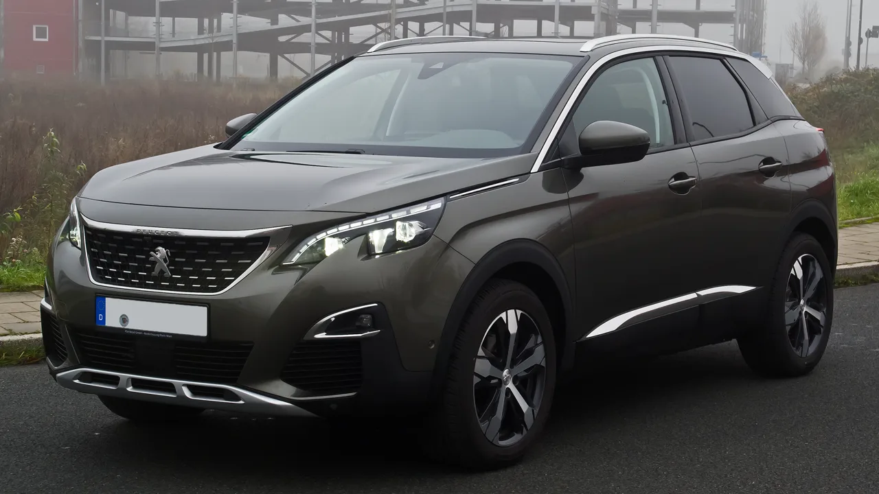 Peugeot 3008 en occasion — vue trois-quarts avant