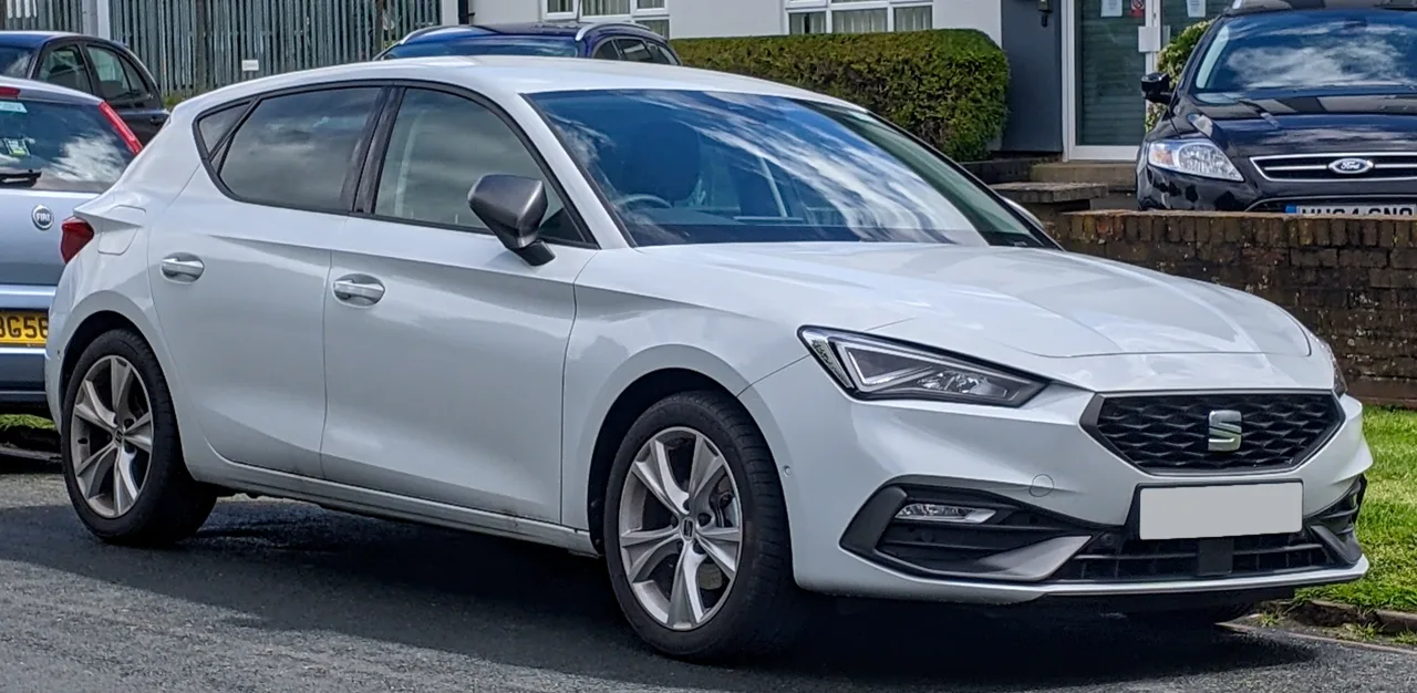 SEAT Leon IV en occasion — vue trois-quarts avant