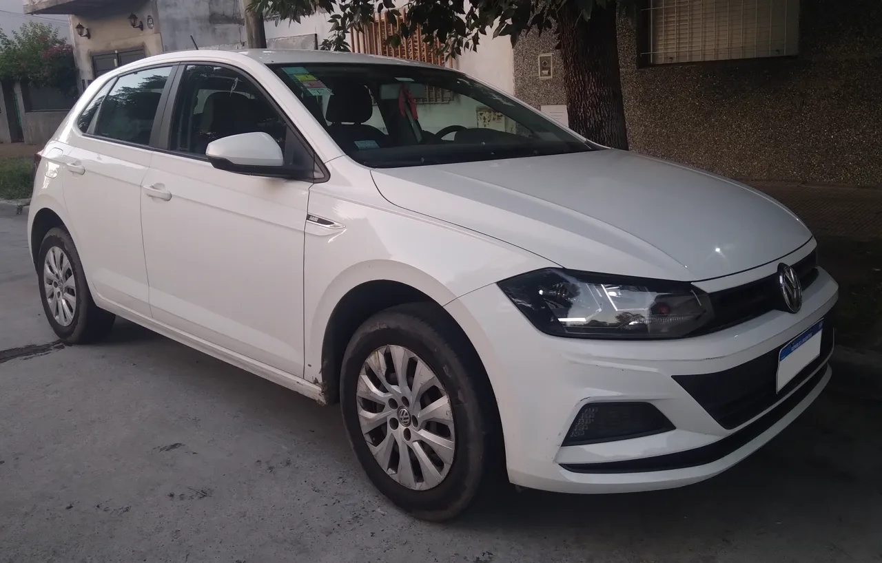 Volkswagen Polo en occasion — vue trois-quarts avant